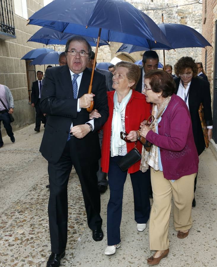 Inauguración del Patio El Norte de Castilla del Centro e-LEA Miguel Delibes de la Villa del Libro de Urueña (2/2)