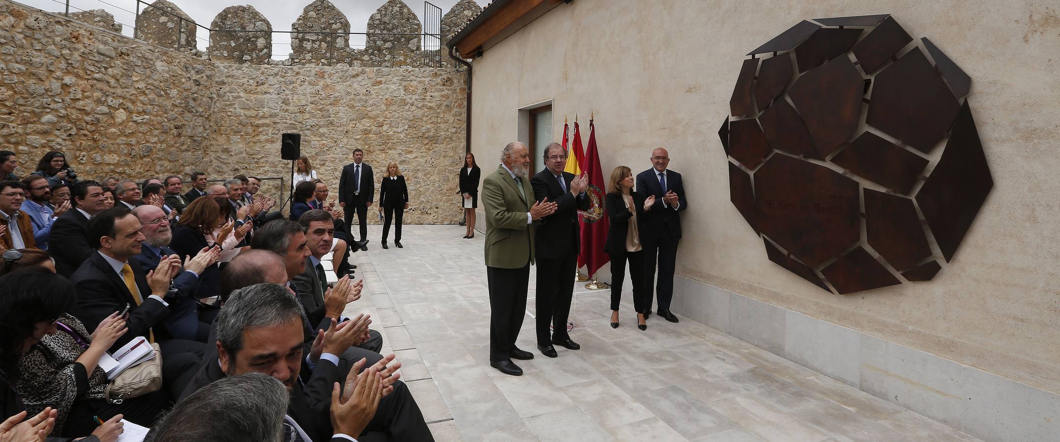 Inauguración del Patio El Norte de Castilla del Centro e-LEA Miguel Delibes de la Villa del Libro de Urueña (2/2)