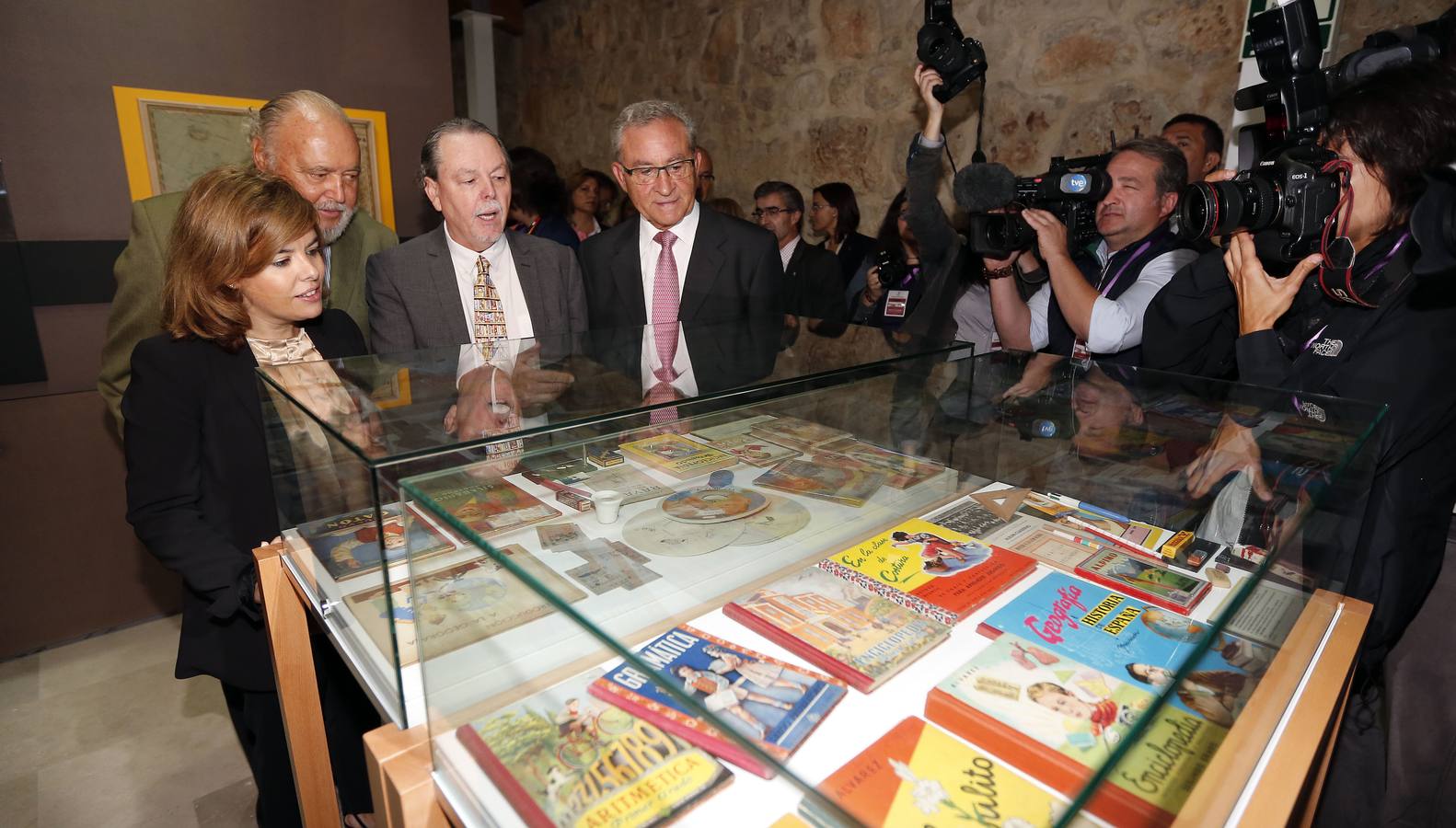 Inauguración del Patio El Norte de Castilla del Centro e-LEA Miguel Delibes de la Villa del Libro de Urueña (2/2)