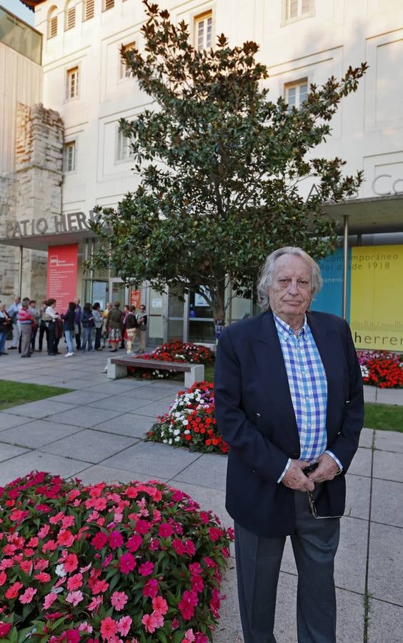 Alberto Vázquez-Figueroa en el Aula de Cultura de El Norte de Castilla