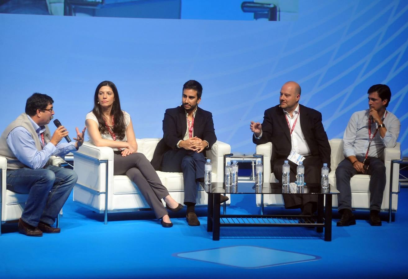 Mesa redonda: La identidad social, en el congreso e-Coned que se celebra en Valladolid