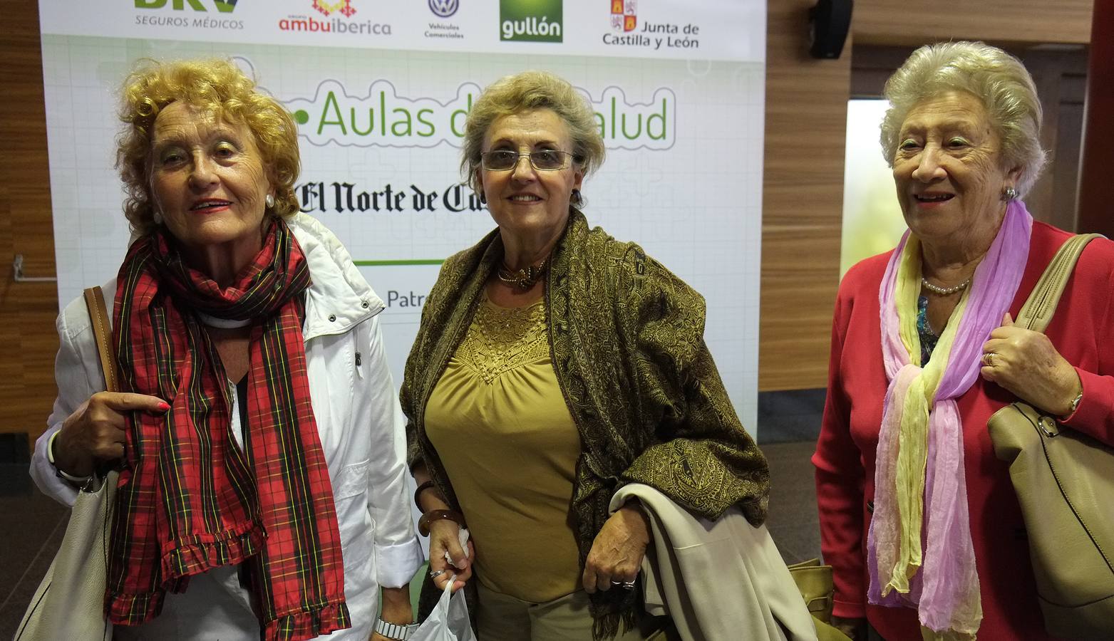 Mari Ángeles, María Victoria y Lourdes.