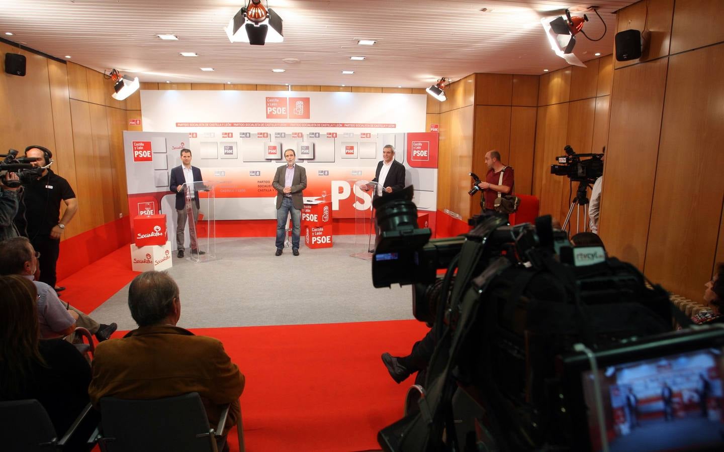 Debate entre los candidatos a la Secretaría regional del PSOE