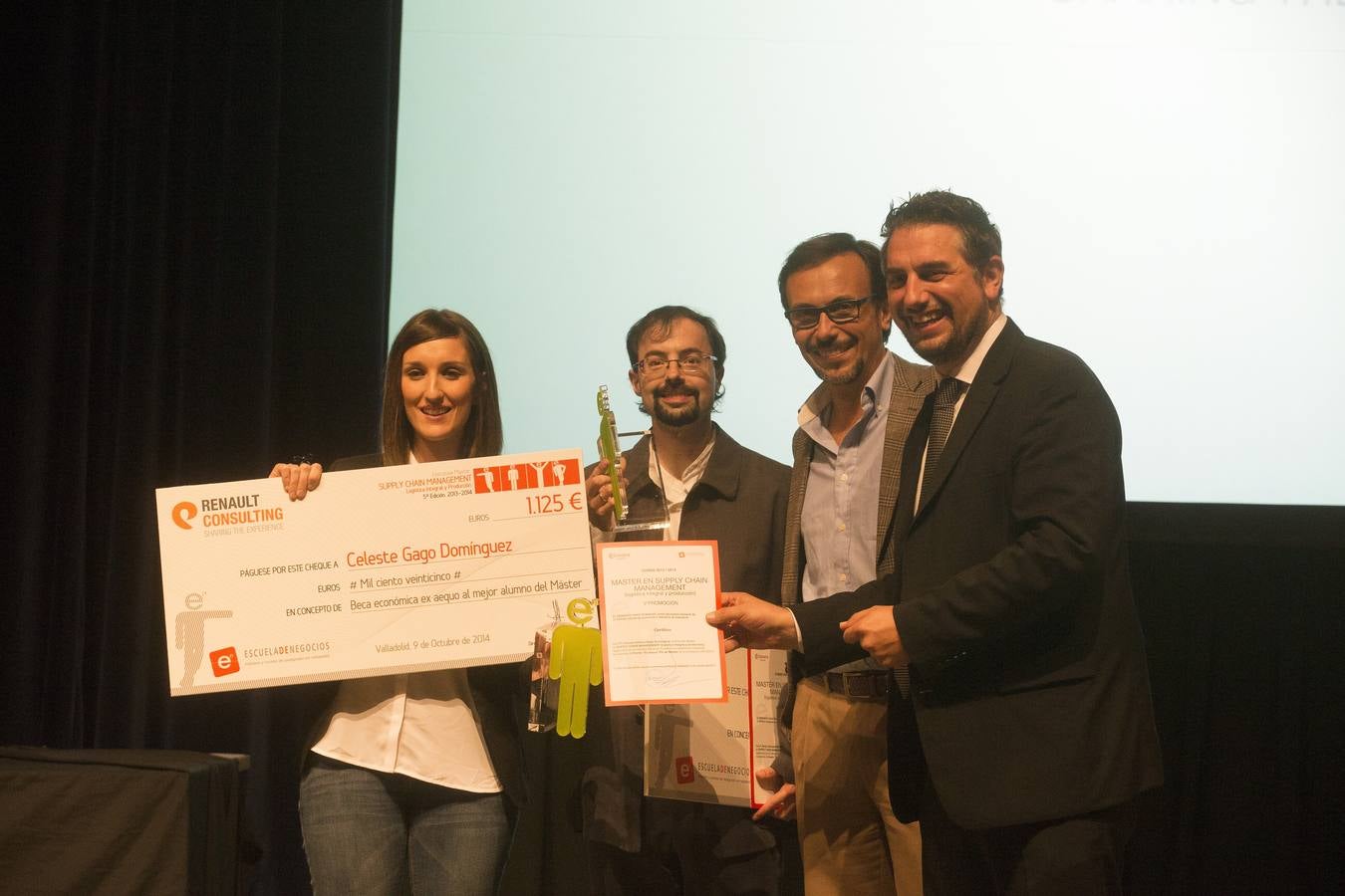 Entrega de diplomas de los máster de la Escuela de Negocios de la Cámara de Comercio de Valladolid