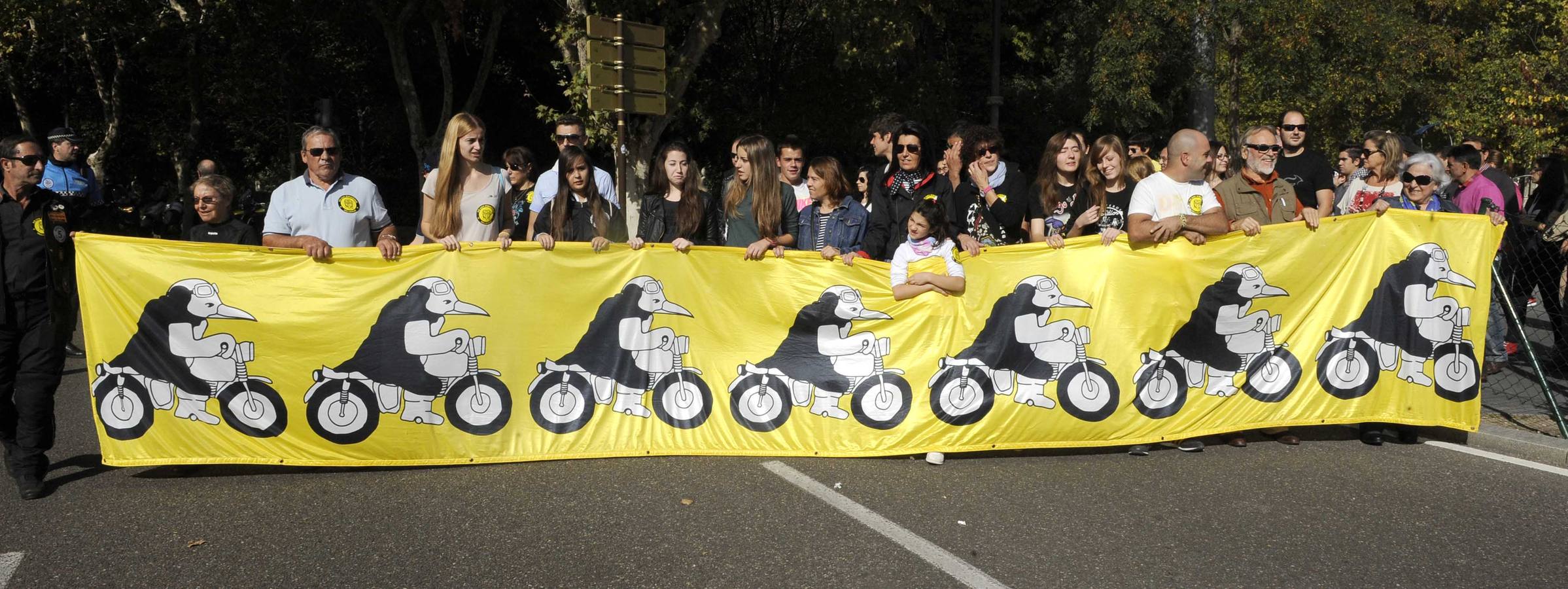 Protesta en apoyo a Pingüinos en Valladolid