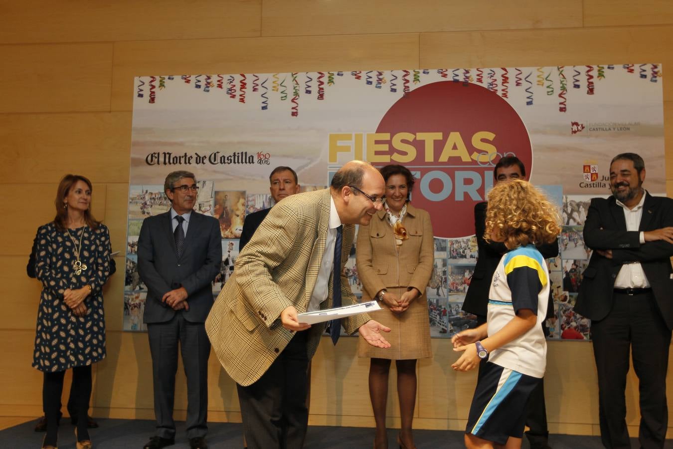 Entrega de los Premios Escolares &#039;Fiestas con Historia&#039; (2/2)