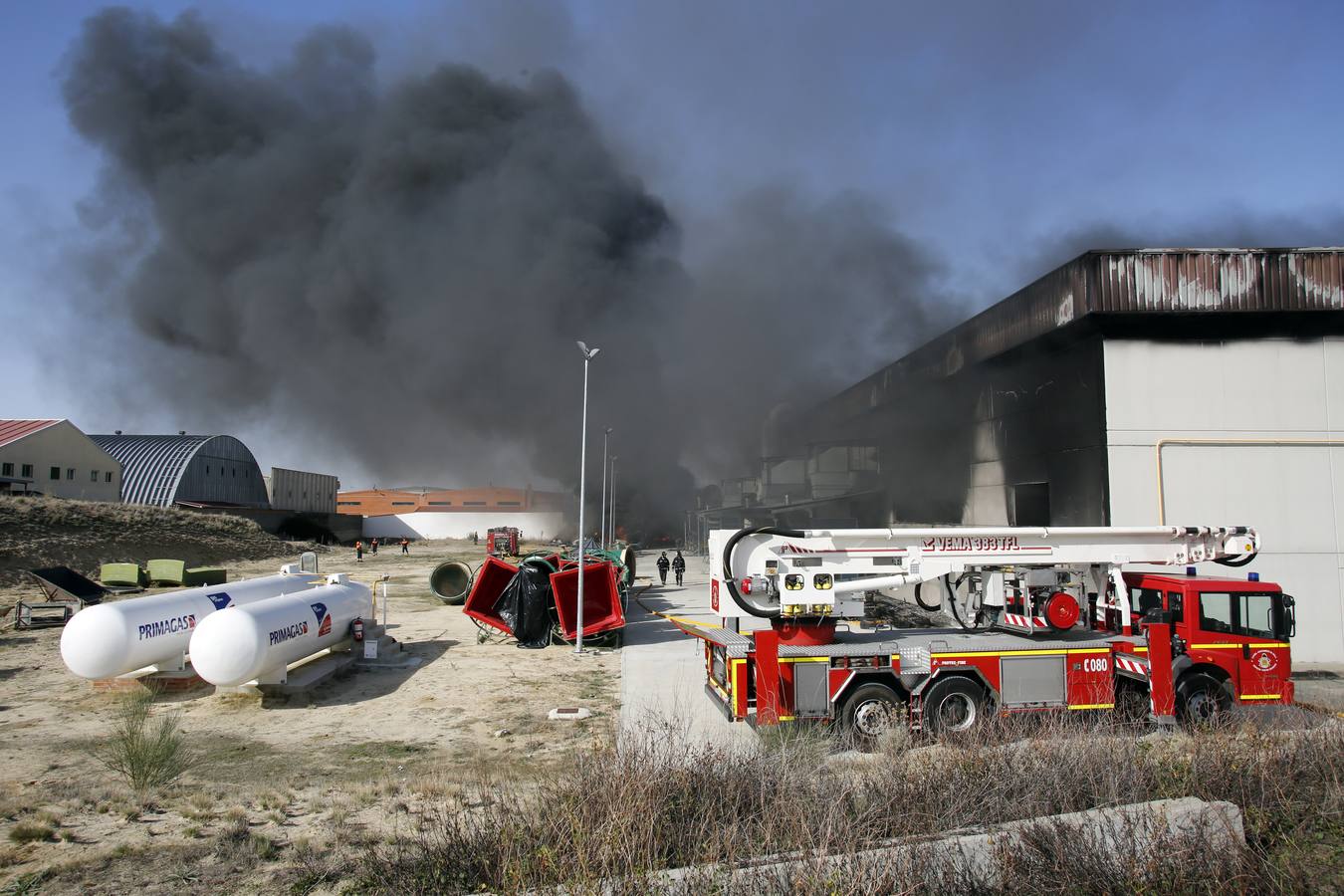 Incendio en la fábrica Composites Avanzados de Arévalo (Ávila)