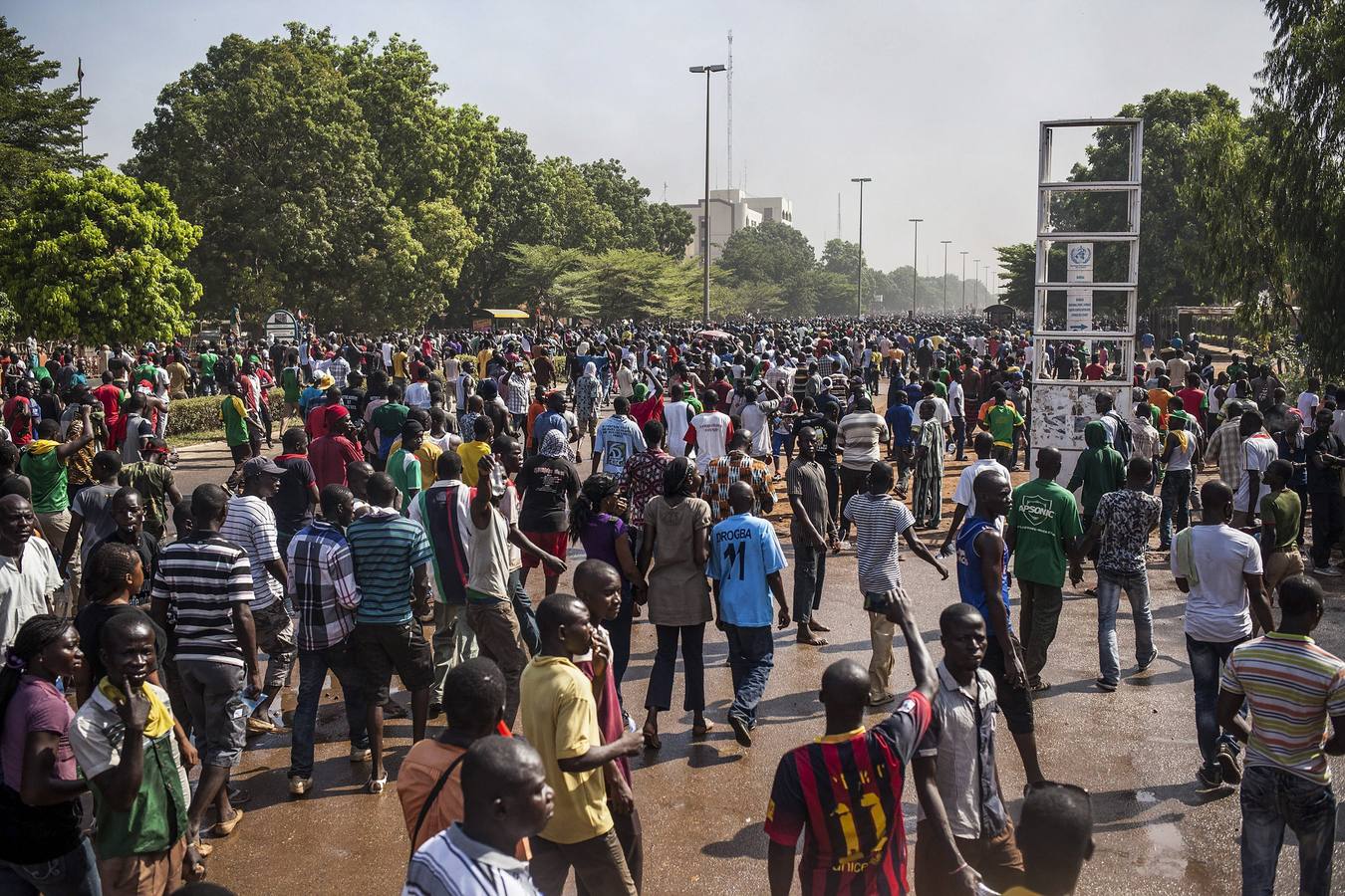 Protestas en Burkina Faso tras instaurarse un gobierno de transición