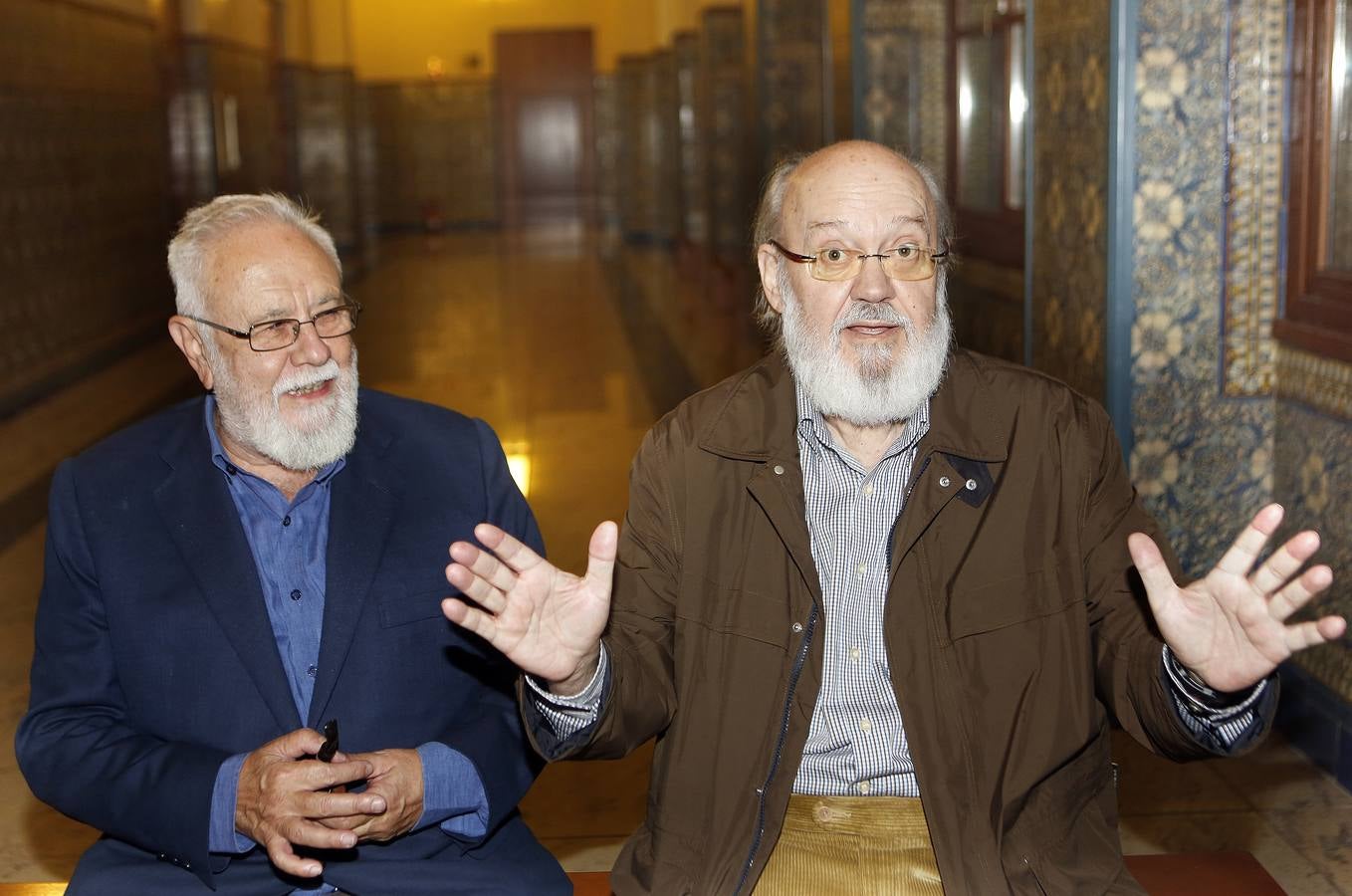 Gonzalo Suárez y José Luis Cuerda en el Aula de Cultura de El Norte de Castilla