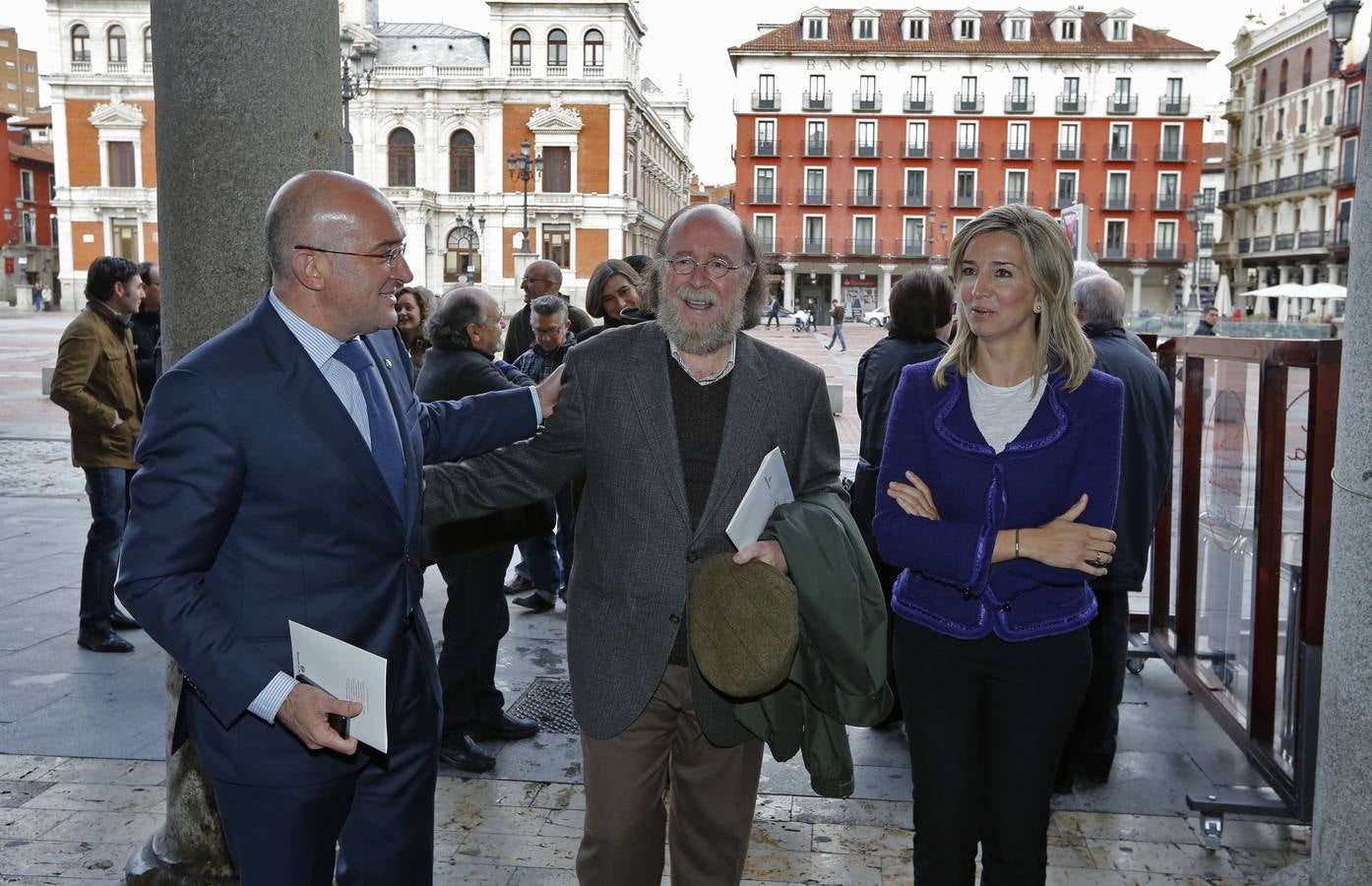 Valladolid rinde homenaje a Joaquín Díaz por sus 50 años de carrera musical