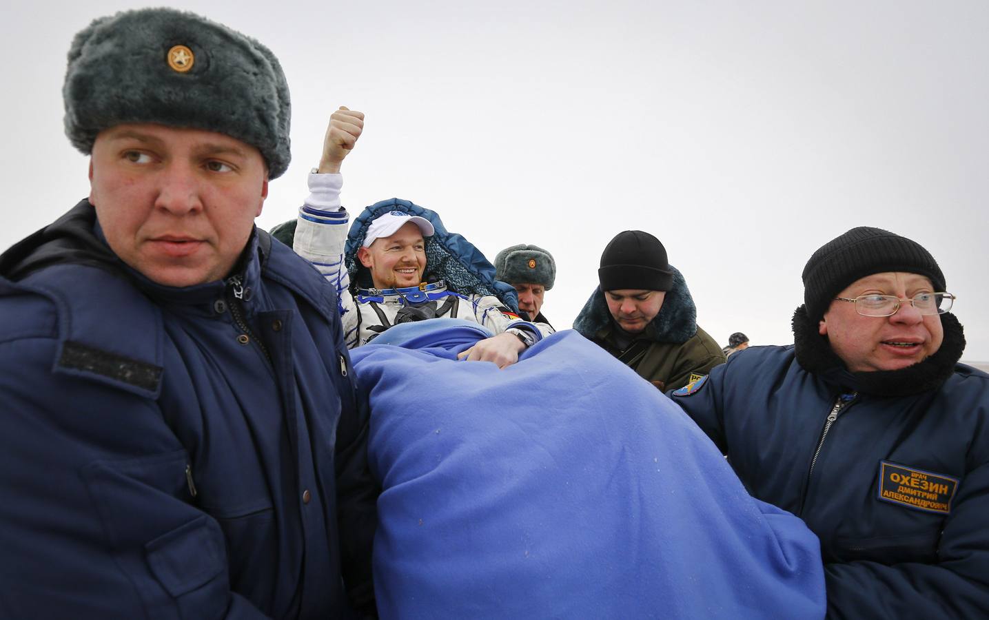 La nave Soyuz aterriza en Kazajistán con tres tripulantes a bordo