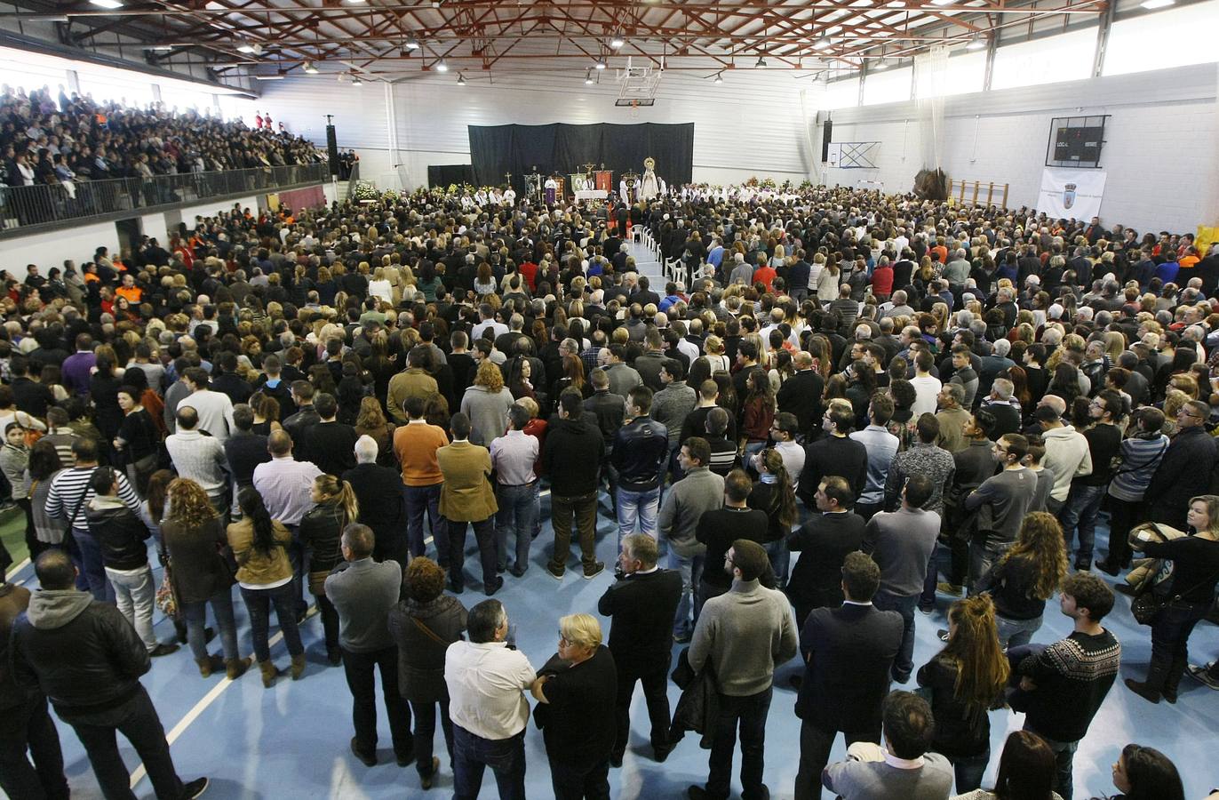 Los Reyes presiden el funeral en Bullas por las víctimas del accidente de autobús