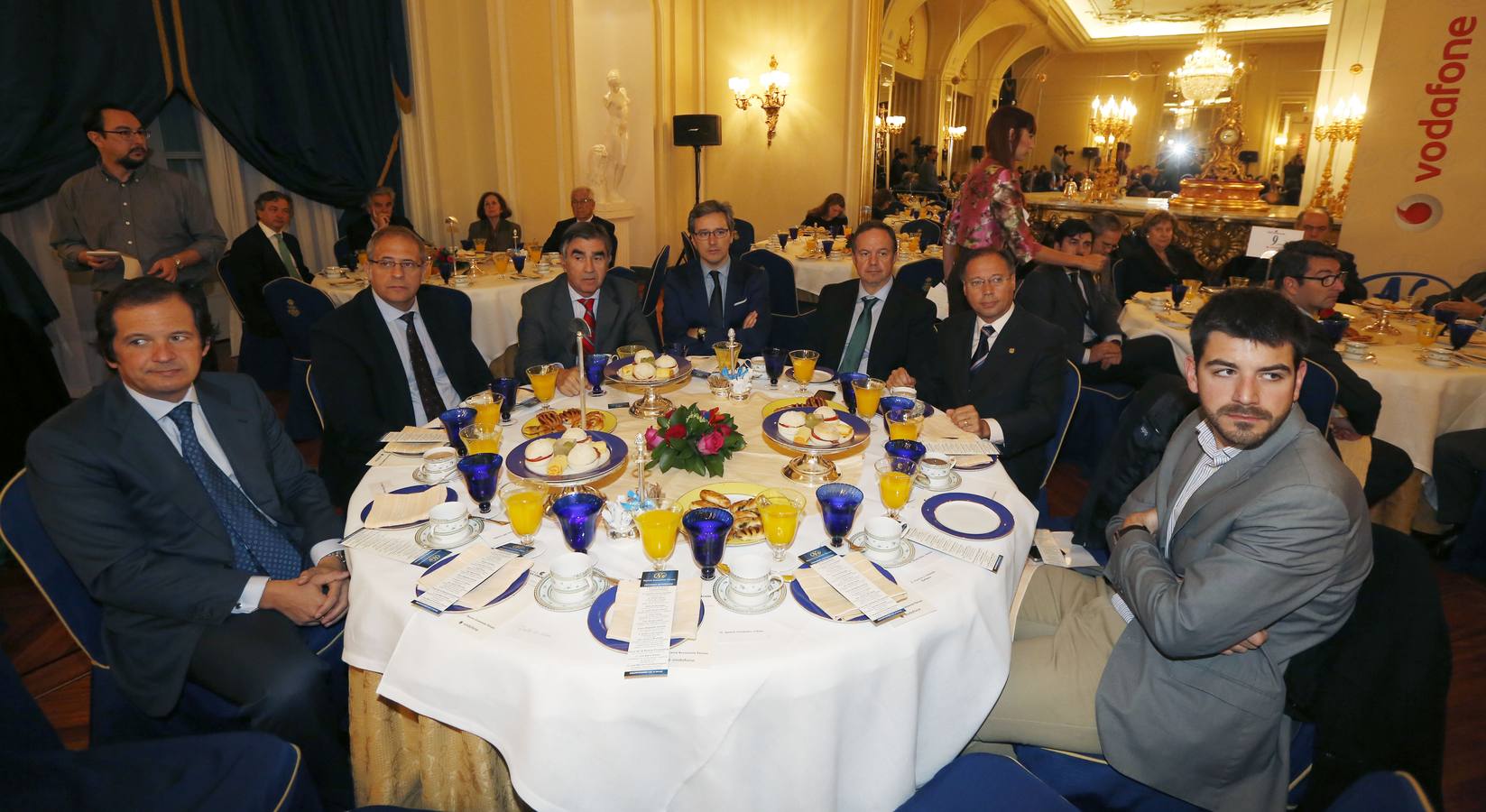 El director de El Norte de Castilla pronuncia en el hotel Ritz de Madrid la conferencia estrella del 160 aniversario de la fundación del diario (1/2)