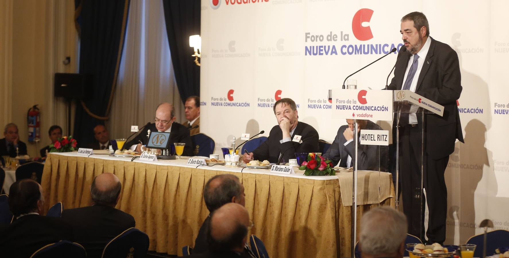 El director de El Norte de Castilla pronuncia en el hotel Ritz de Madrid la conferencia estrella del 160 aniversario de la fundación del diario (1/2)