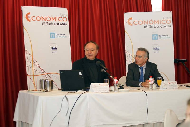 El crítico gastronómico José Carlos Capel en el Foro Económico de El Norte de Castilla en Palencia
