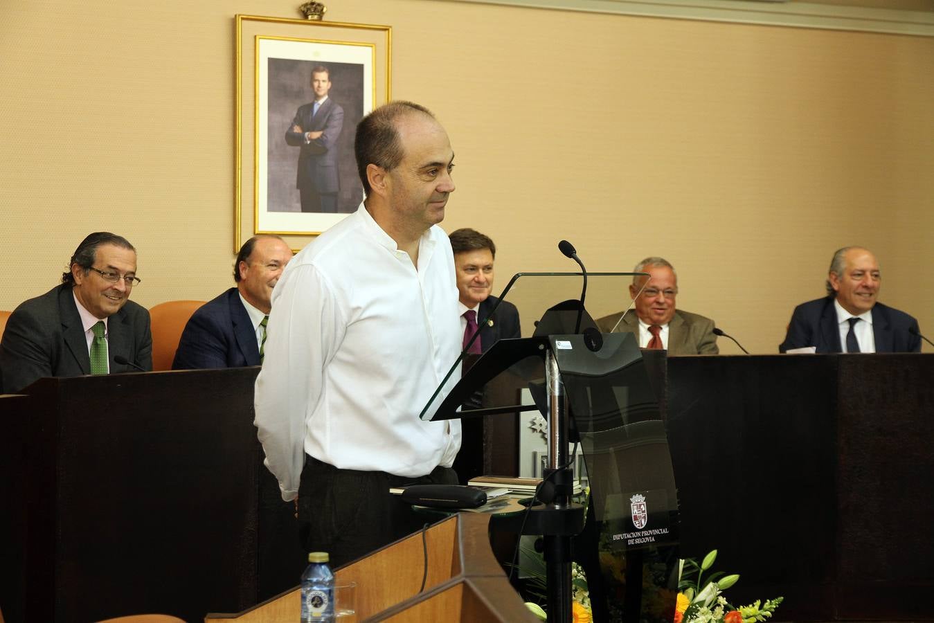 El poeta Fermín Herrero recoge en Segovia el XXIV Premio de Poesía Gil de Biedma