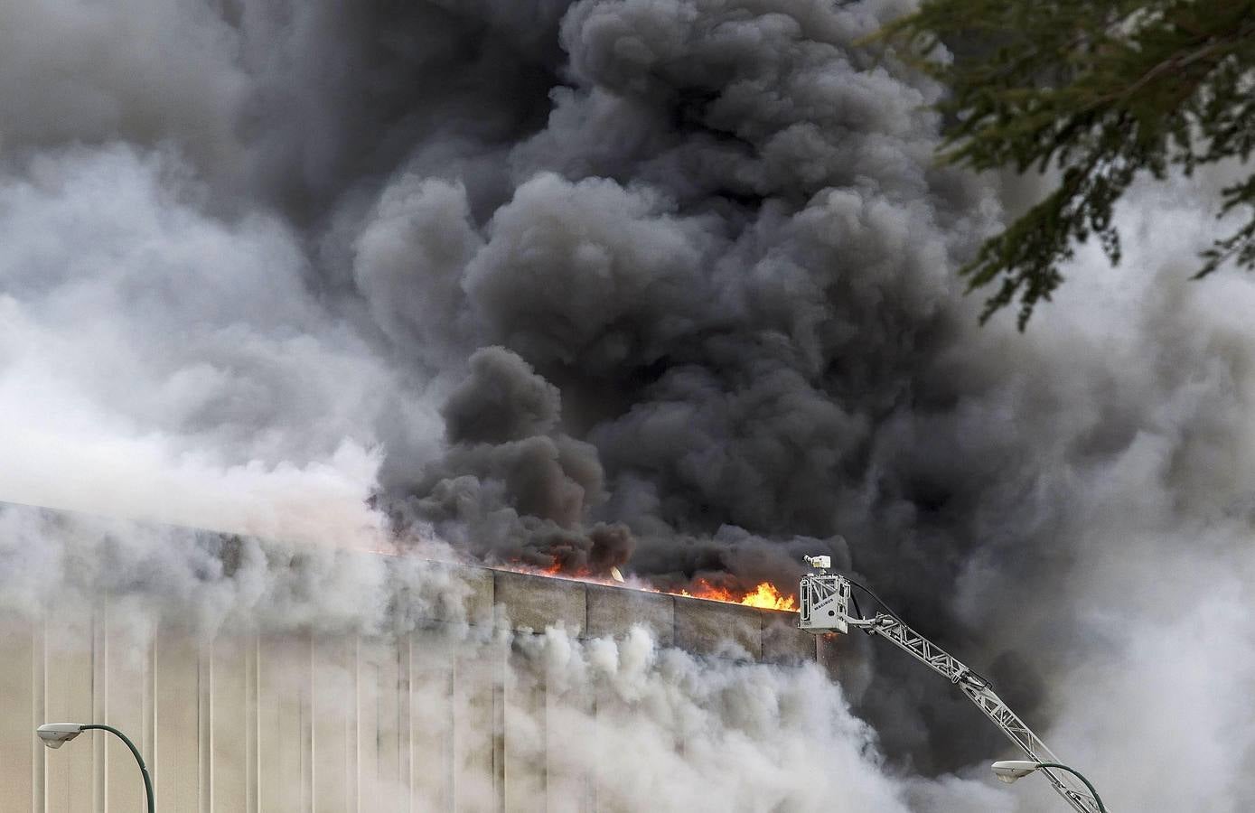 Incendio en la fábrica de Campofrio en Burgos