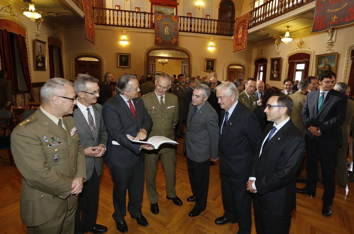 Presentación del libro &#039;La Academia de Caballería: historia y patrimonio&#039;