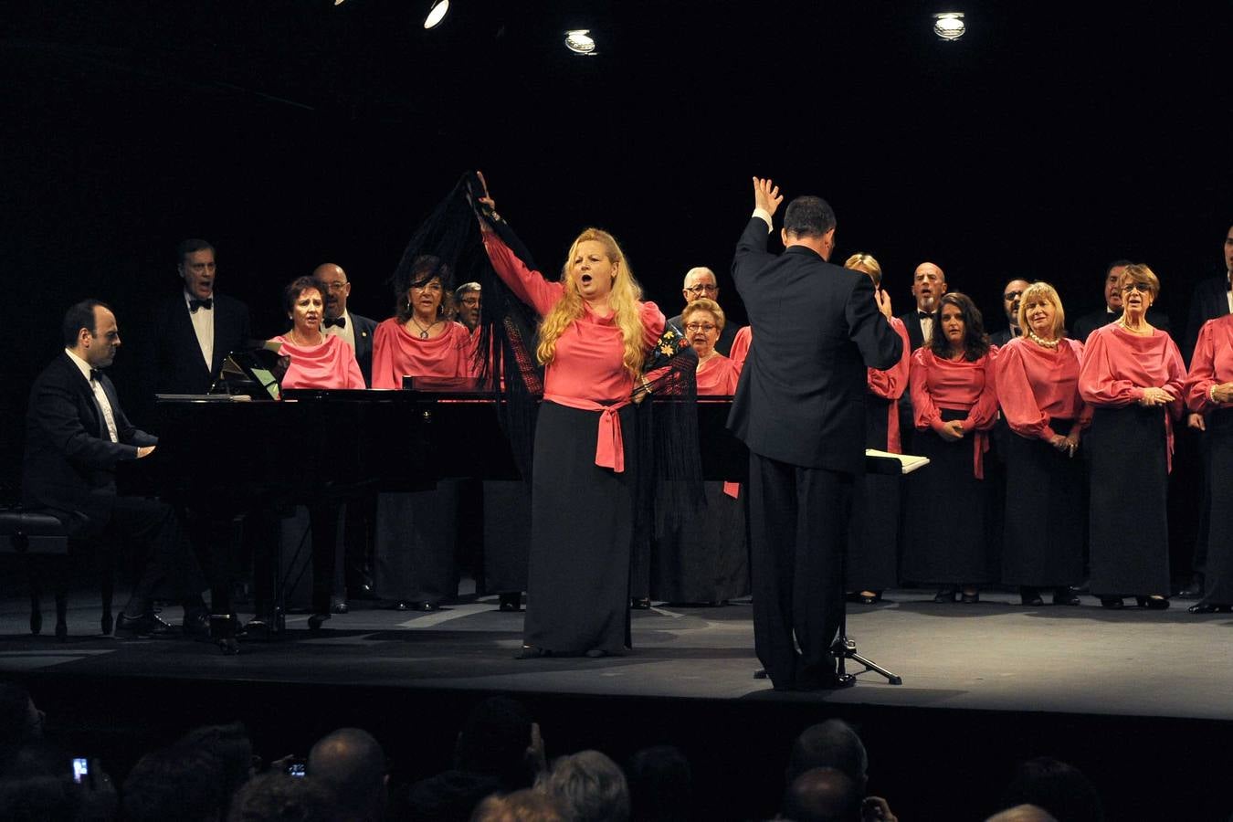 Entrega de los premios Lira de Oro, de la Agrupación Musical Amigos de la Zarzuela