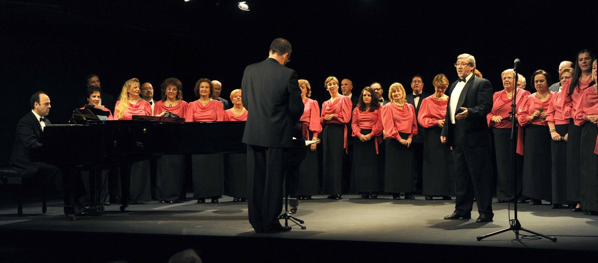 Entrega de los premios Lira de Oro, de la Agrupación Musical Amigos de la Zarzuela