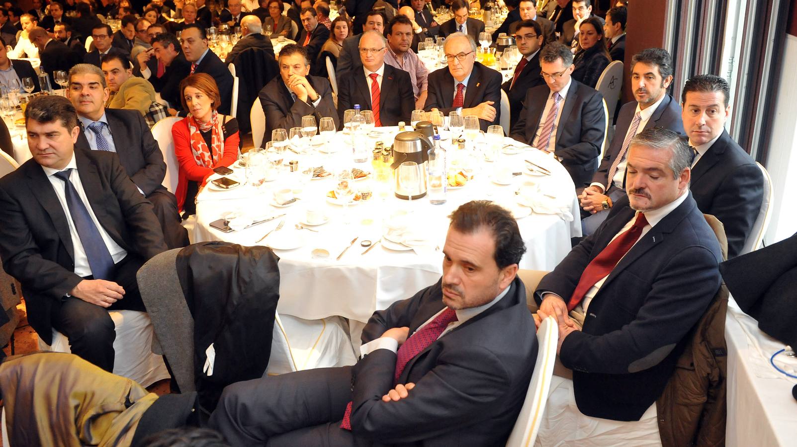 Rafael Herrero (ESSE), Manuel Fernández (EAMSistemas Informáticos), Antonio Ferreras y María José Gutiérrez (Telefónica), Joaquín Jarrín (Gerencia Energética), Eloy Bailez (Lobato), Ramón Ferrero (Regantes del Canal del Páramo), Julio Castellanos (Banco Santander), Santos Muñoz (Coimbra Tir), Vicente Hernández (Santander) y Víctor Manuel Rodríguez Calvo (Copasa).