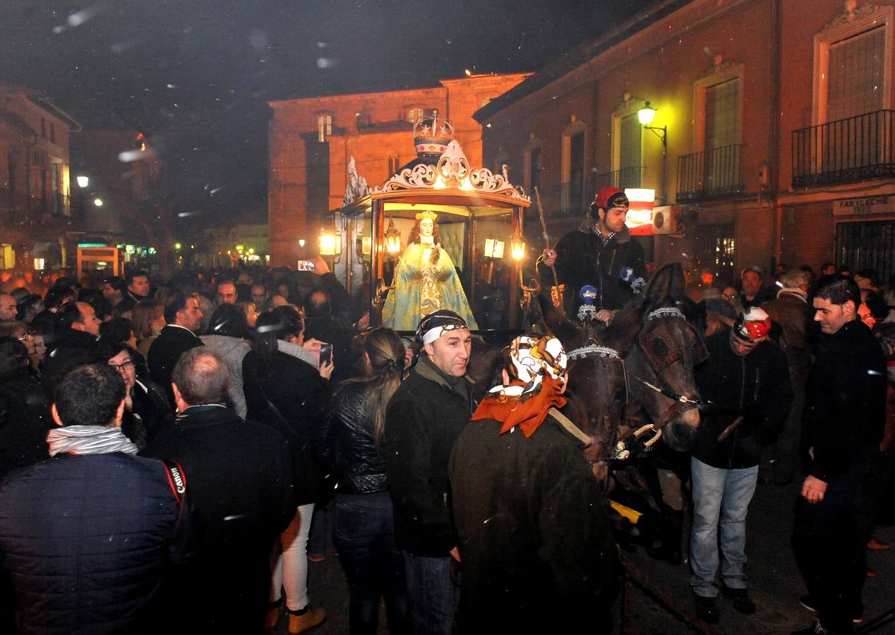 Procesión de la Virgen de los Pegotes en Nava del Rey