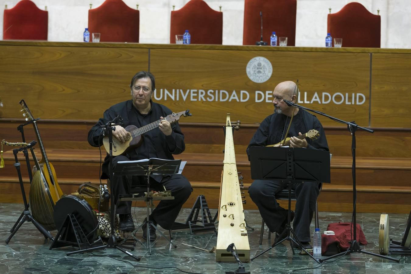 Auto de Navidad de los músicos de Urueña en el Paraninfo de la Universidad