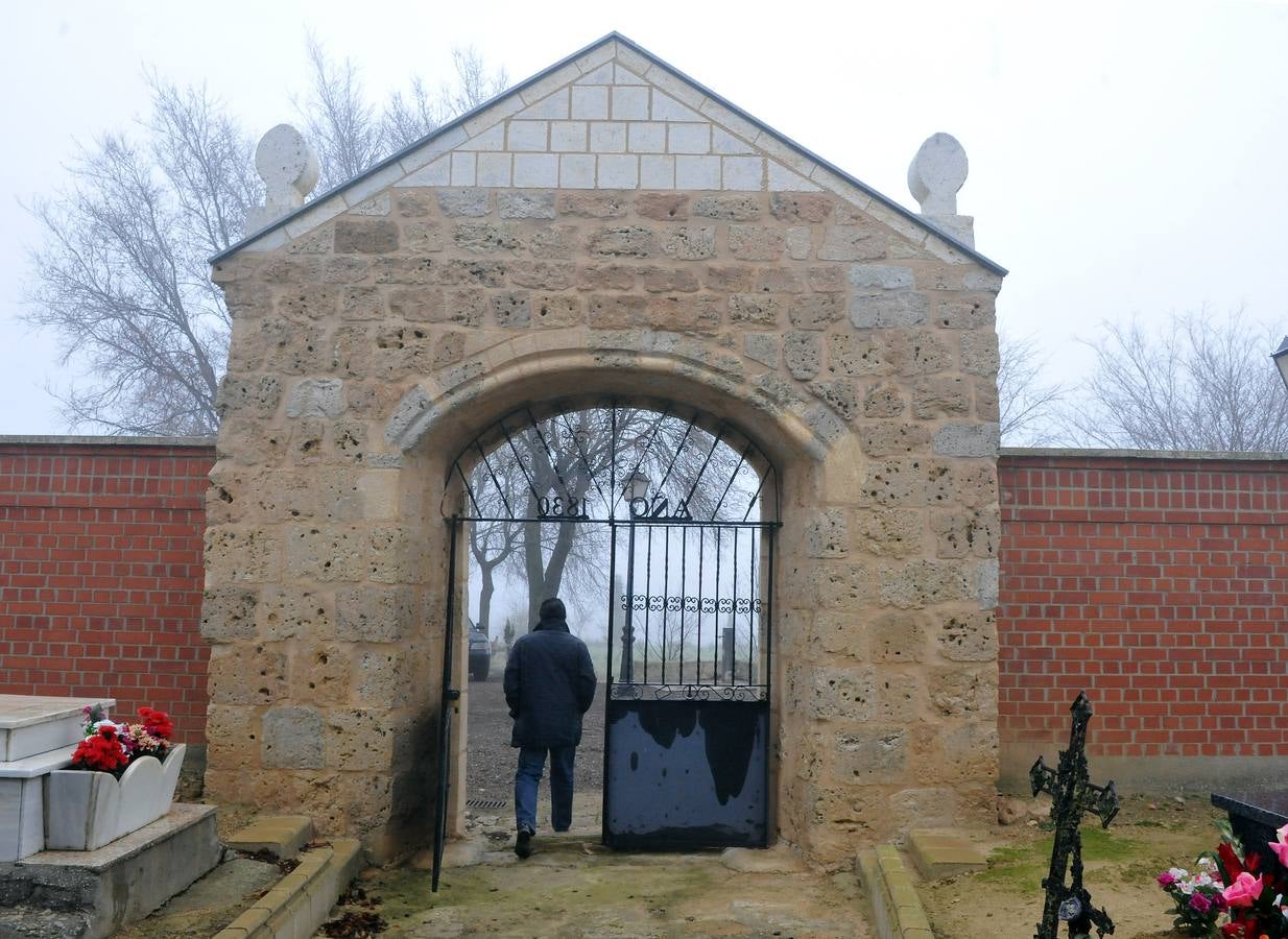 Ceinos de Campos recupera los restos de los arcos de la antigua iglesia de Santa María del Temple