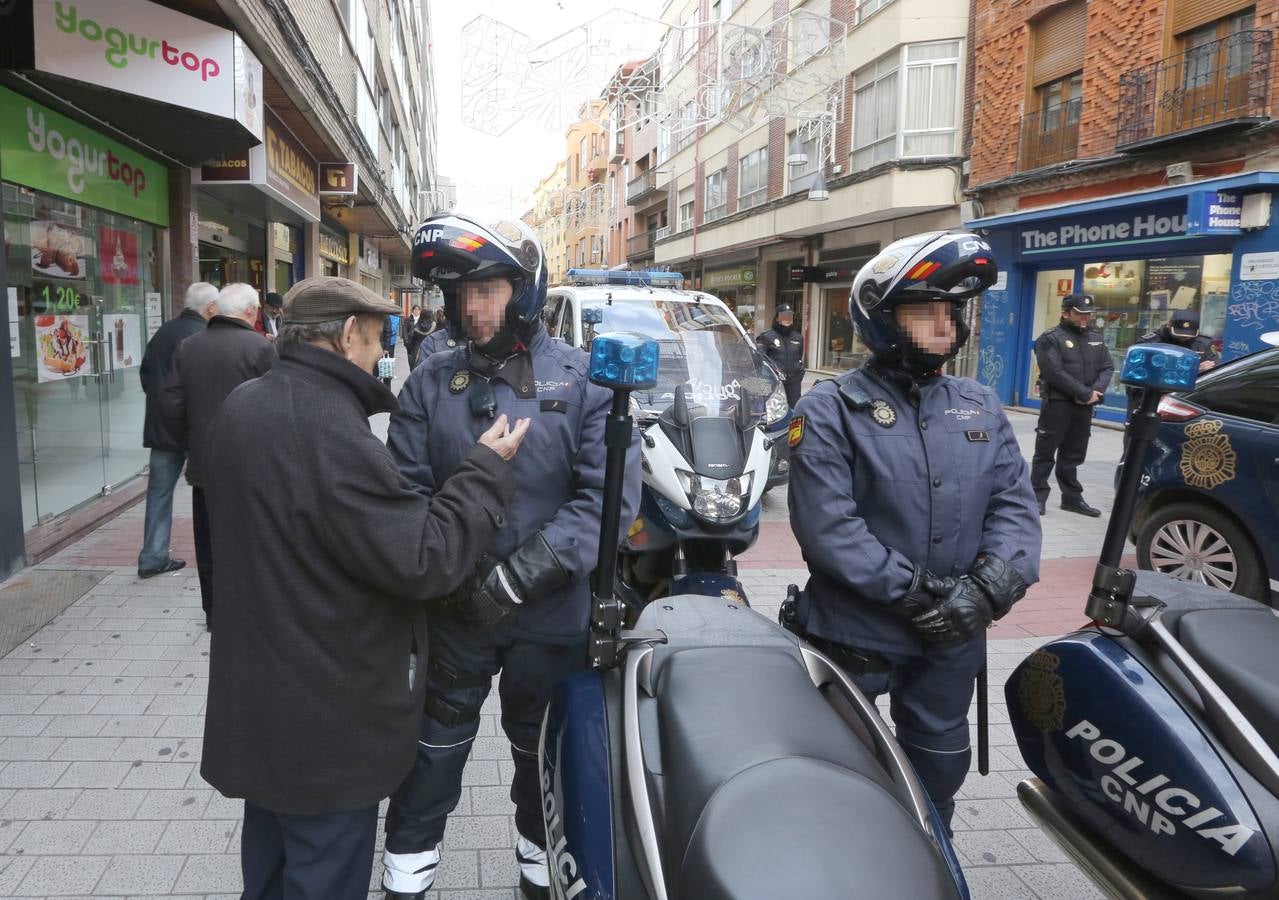 Presentación del dispositivo &#039;Operativo comercio seguro 2014-2015&#039; del Cuerpo Nacional de Policía, en Valladolid