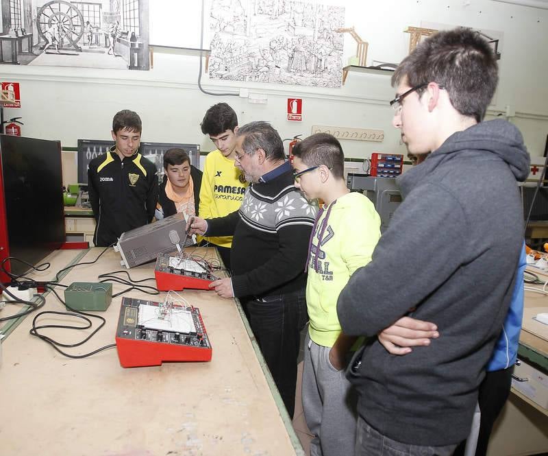 Talleres en el instituto Trinidad Arroyo de Palencia