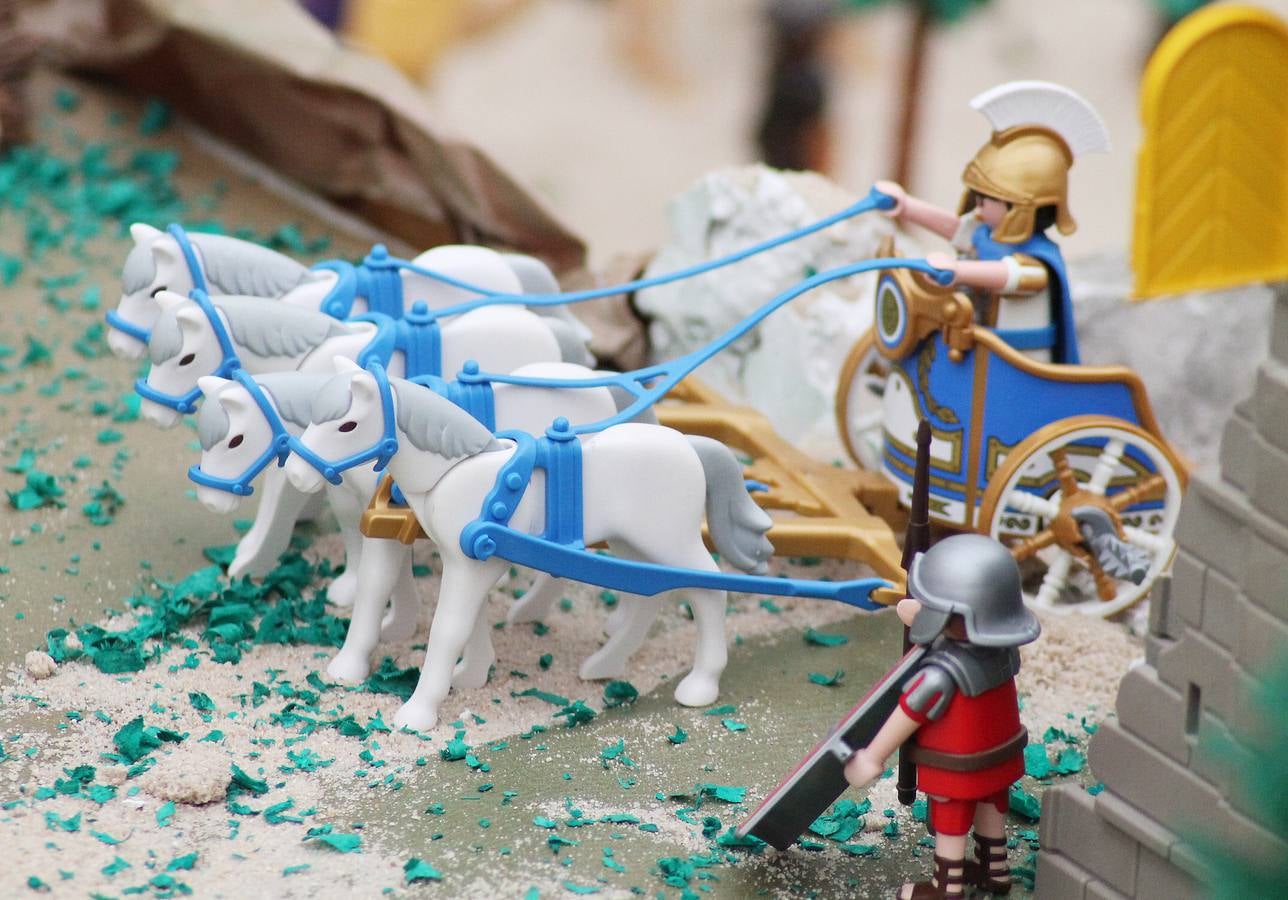 Belén con muñecos de Playmobil en la Residencia Universitaria Fuenleal de Valladolid