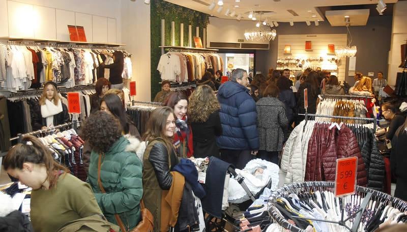 Comienzan las rebajas de invierno en Palencia