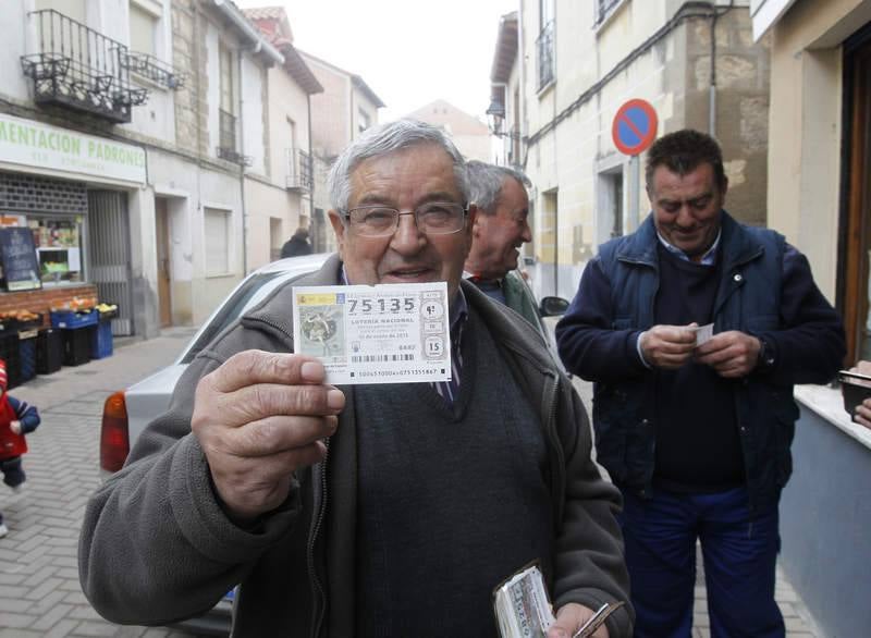 Premiados de Dueñas con el primer premio de la Lotería