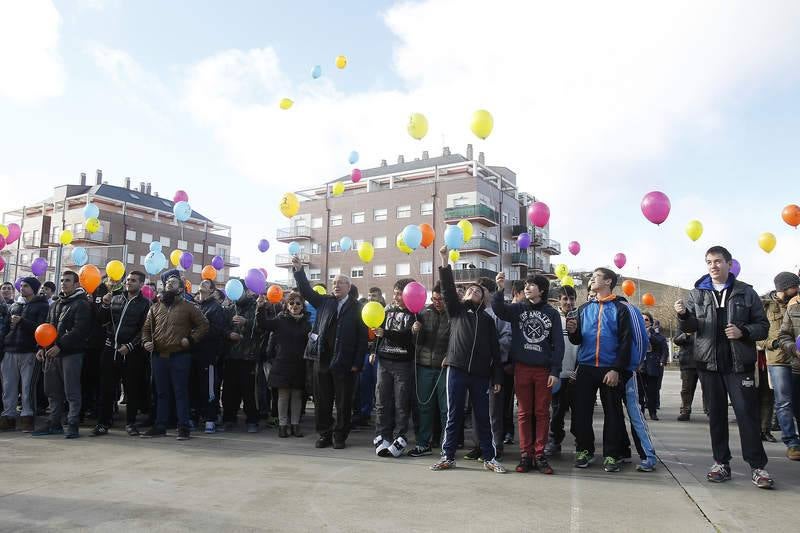 El colegio Don Bosco de Villamuriel (Palencia) celebra el bicentenario del nacimiento del fundador