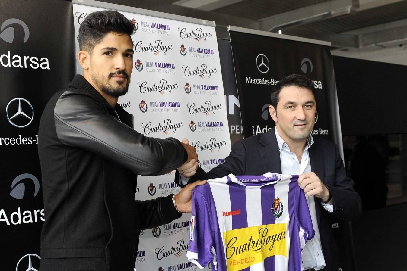 Presentación de Túlio de Melo como nuevo jugador del Real Valladolid