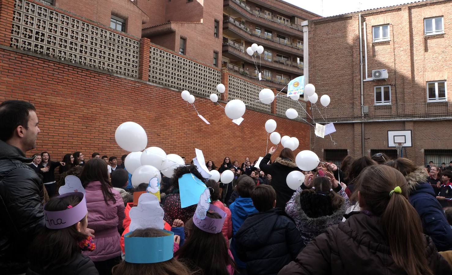 Celebración del Día de la Paz en el Colegio de las Huelgas.