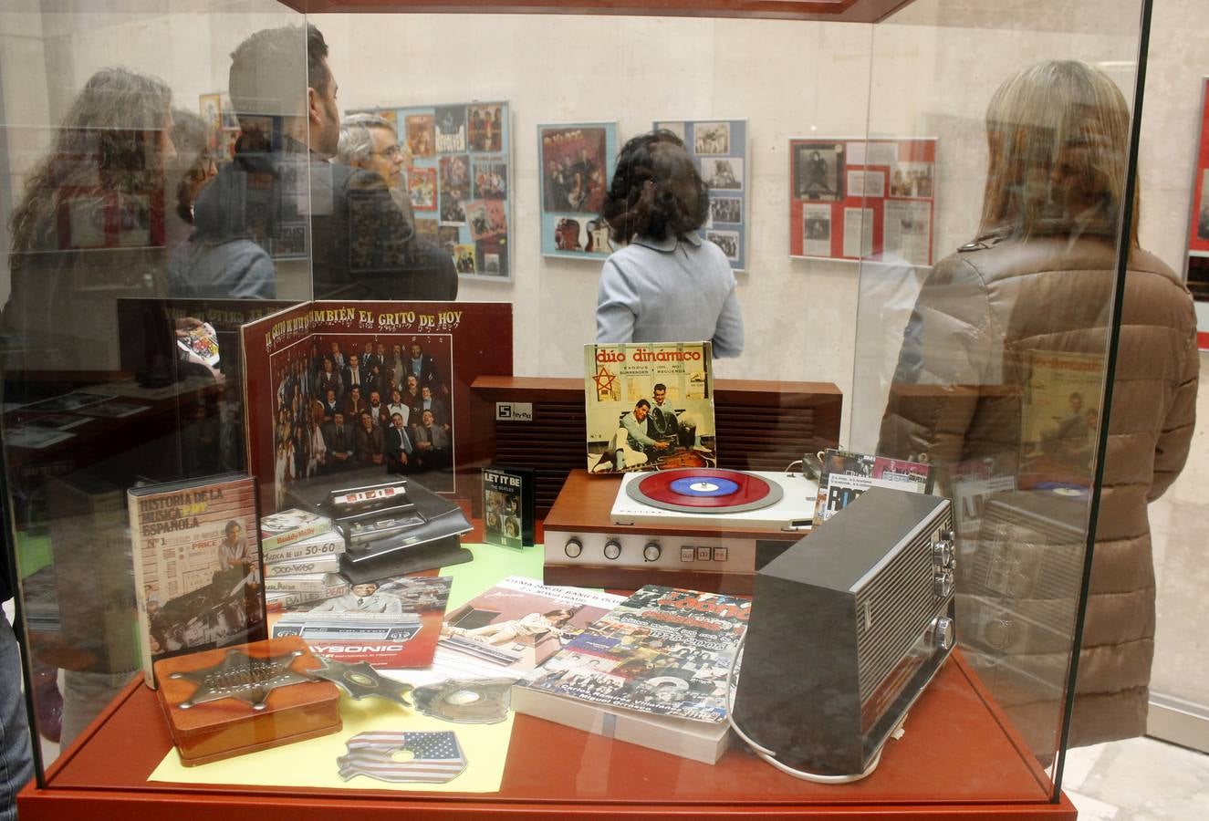 Exposición &#039;1954-2014. 60 años de Rock and roll&#039;