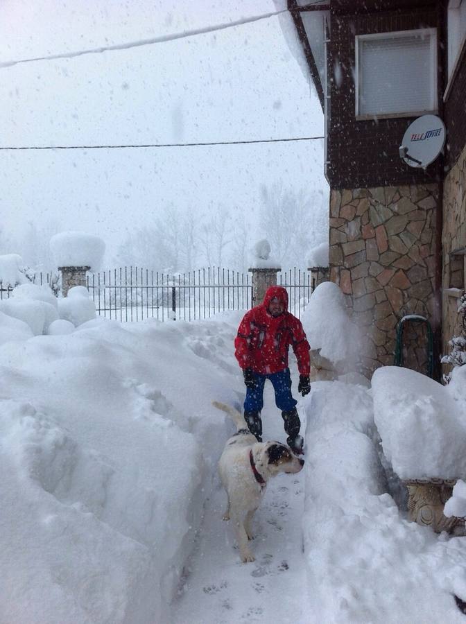 Guardo y Velilla del Río Carrión (Palencia) siguen cubiertos por la nieve