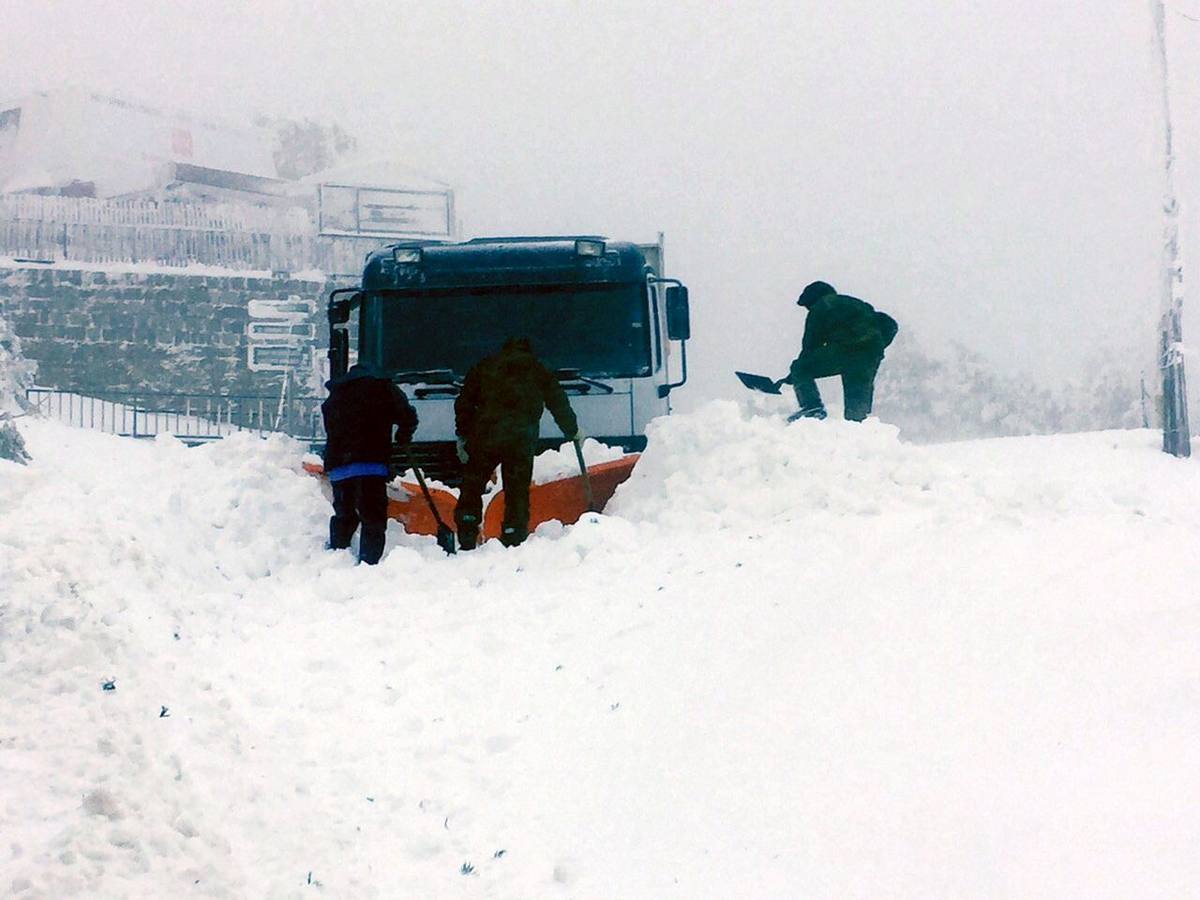 Jornada del sábado con nieve en Segovia