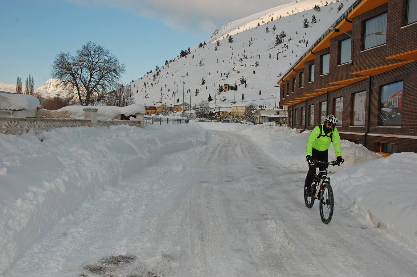 Nieve en Velilla - Ruta de los Pantanos