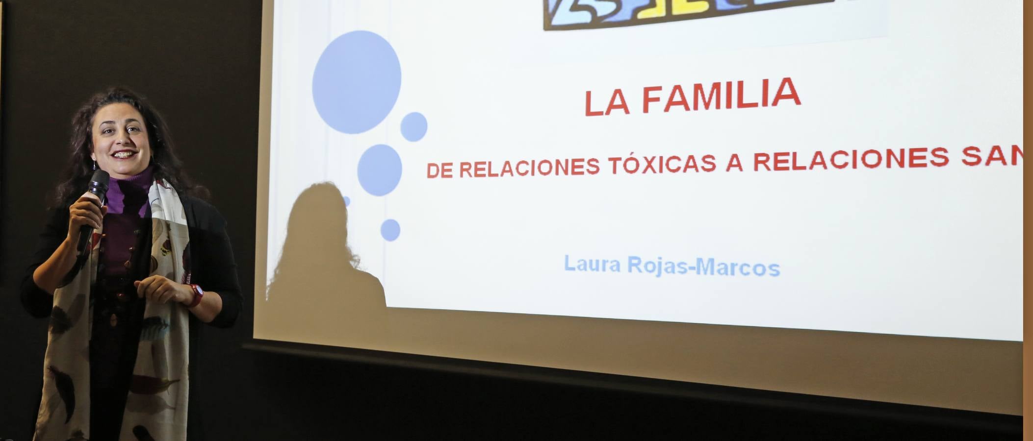 Laura Rojas-Marcos, en el Aula de Cultura de El Norte de Castilla