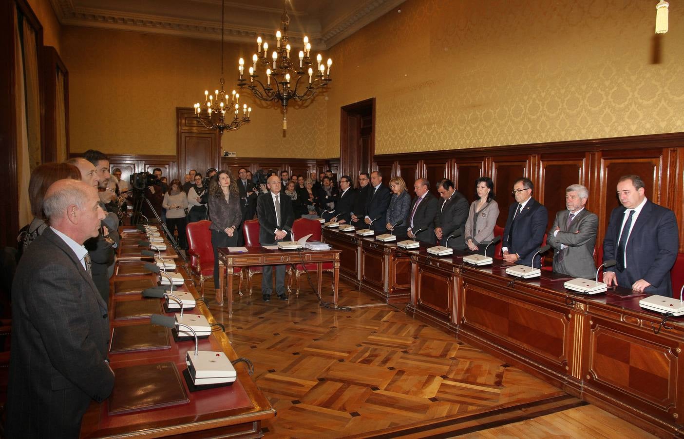 La Diputación de Palencia celebra pleno extraordinario para la concesión de la Medalla de Oro de la Provincia a título póstumo a Jose María Hernández Pérez.