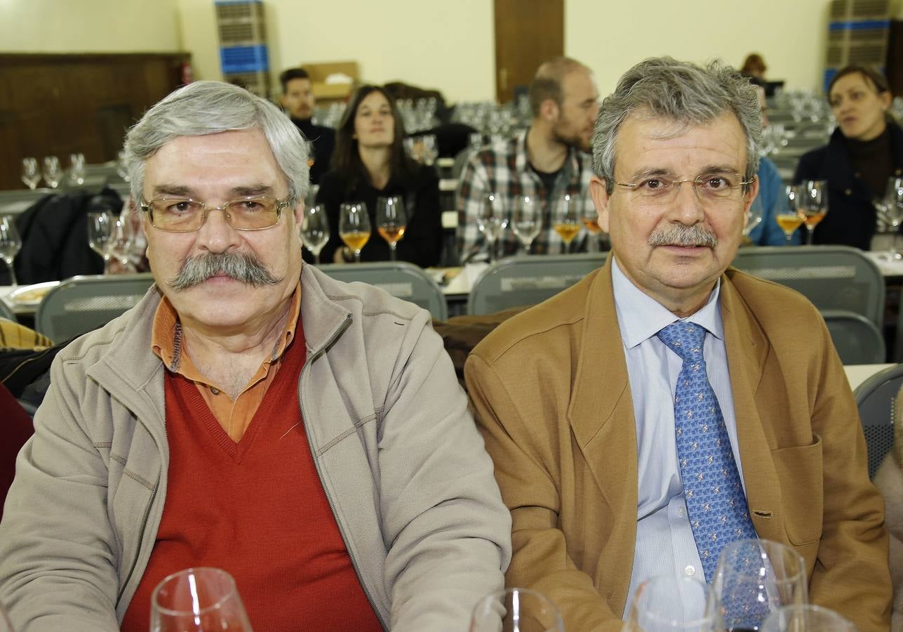 Pedro Más, decano de la Universidad Católica de Ávila, y Francisco Gil, jefe del Servicio de Agricultura de Ávila.