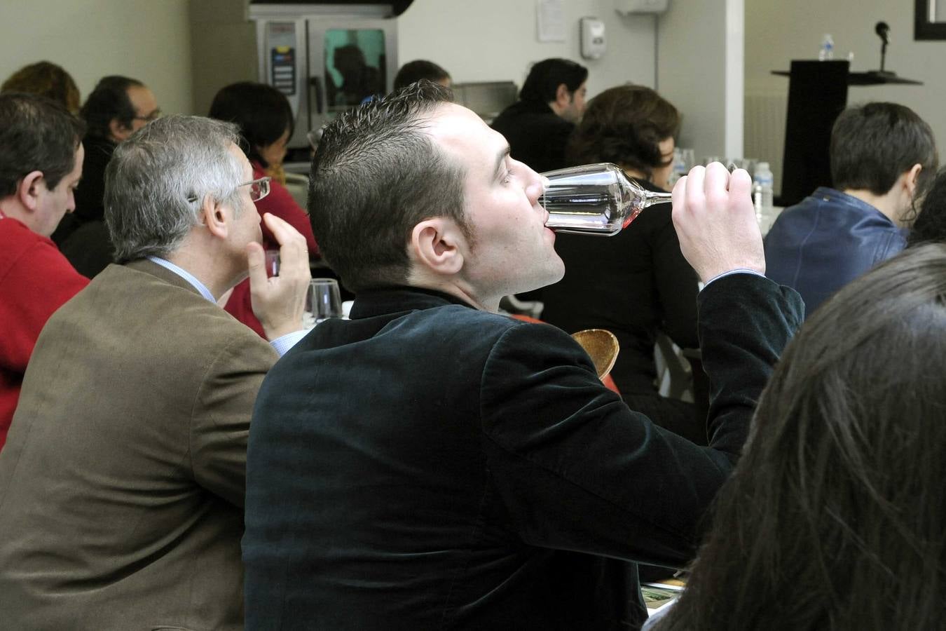 Cata de Vinos La Mejorada en la Escuela Internacional de Cocina