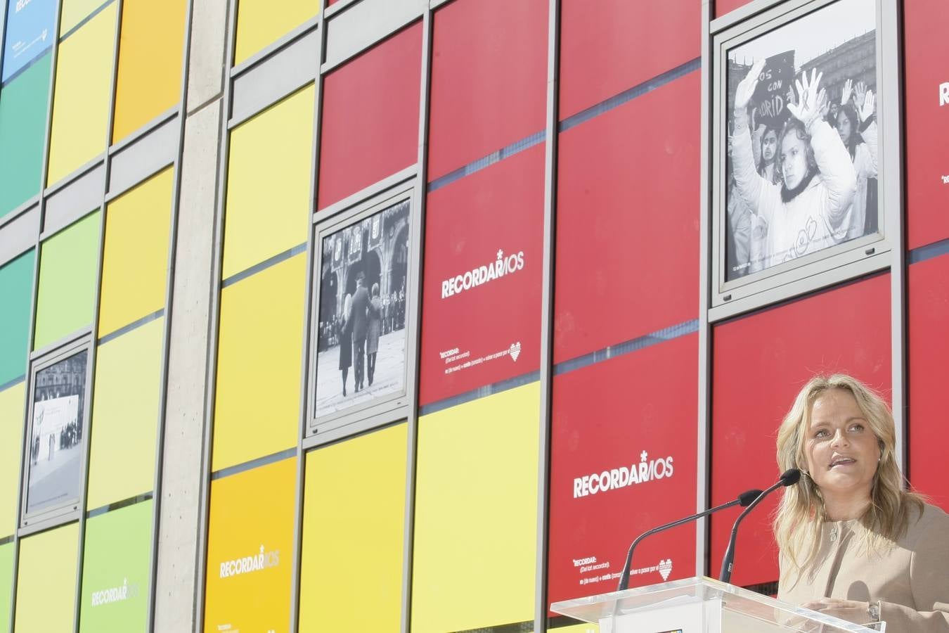 Inauguración del mural homenaje a las víctimas del terrorismo en Salamanca