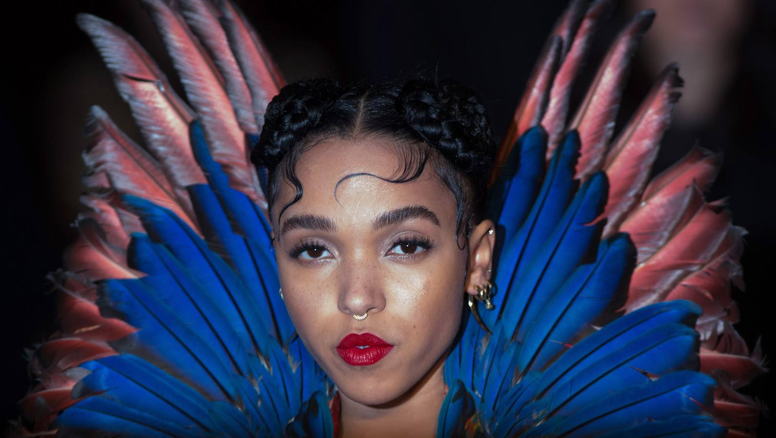 La cantante británica FKA Twigs.