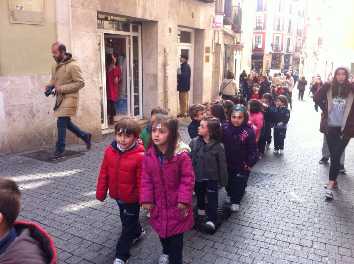 Alumnos del colegio de las Teresianas de Valladolid recuerdan a Santa Teresa de Jesús