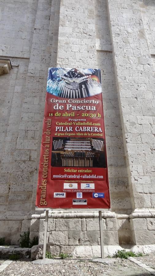 Primeros visitantes al ascensor y mirador de la Catedral de Valladolid