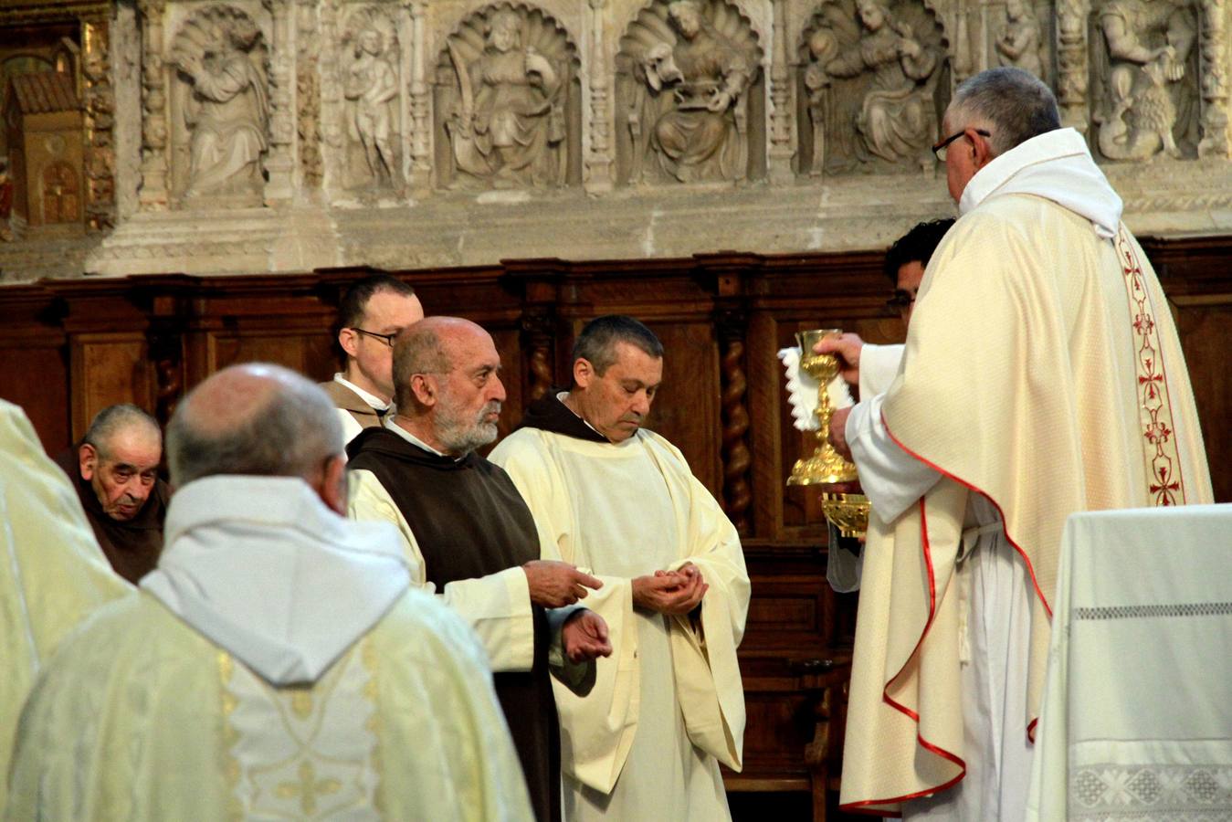 Ordenación de un nuevo diácono en el Monasterio de Santa María del Parral de Segovia (1/2)