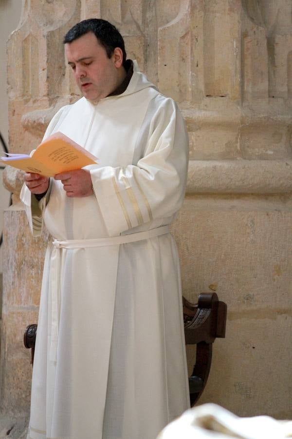 Ordenación de un nuevo diácono en el Monasterio de Santa María del Parral de Segovia (1/2)